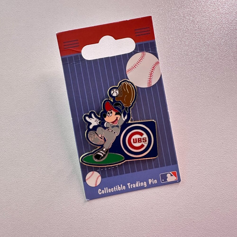NWT Official Disney Pin Trading – Chicago Cubs Mickey Mouse Pin